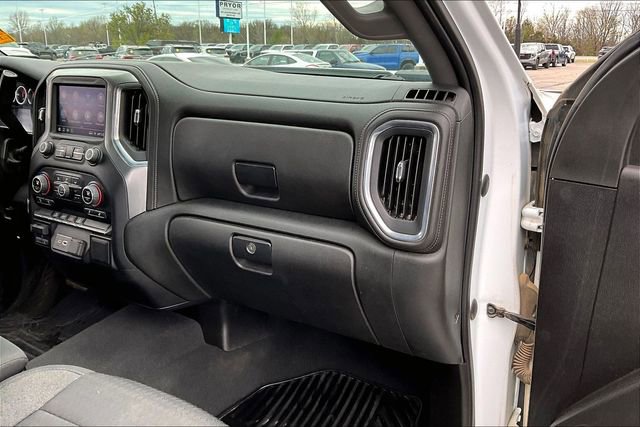 Used 2023 Chevrolet Silverado 2500 LT w/ Convenience Package image 27