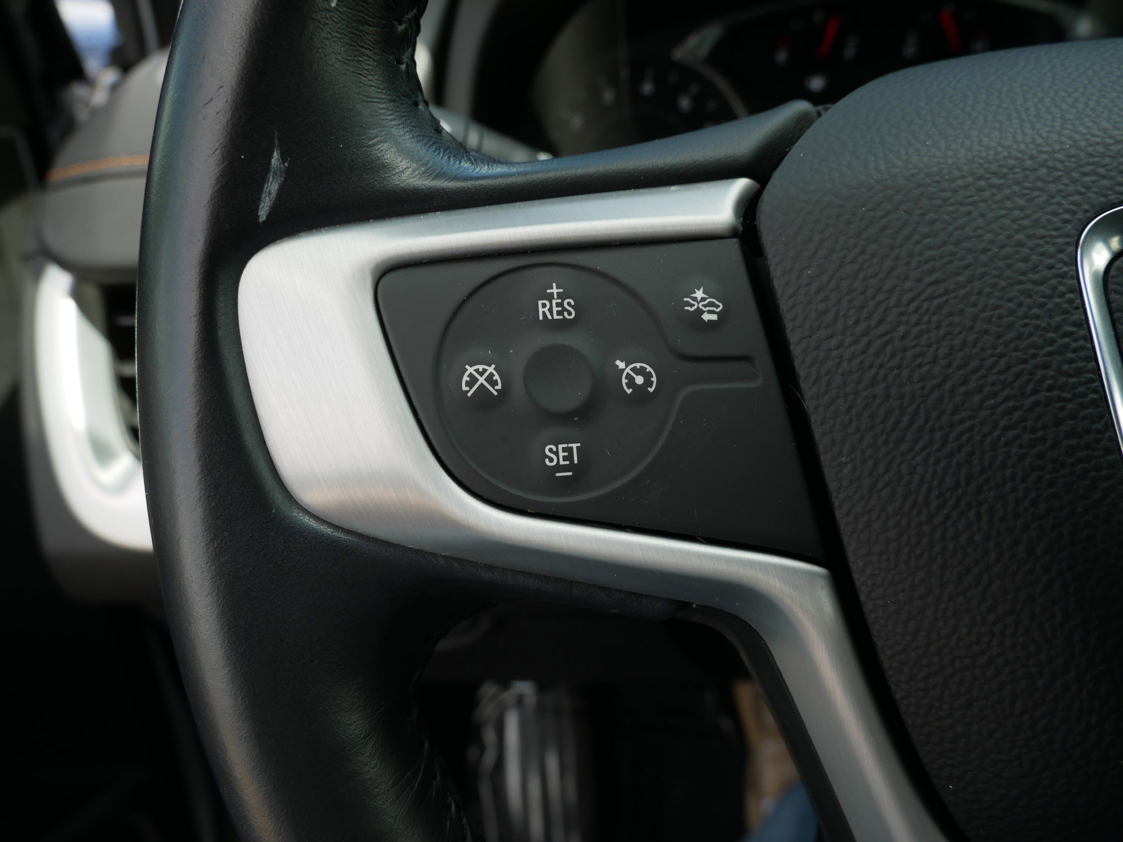Used 2020 GMC Terrain SLE w/ Driver Convenience Package FWD image 28
