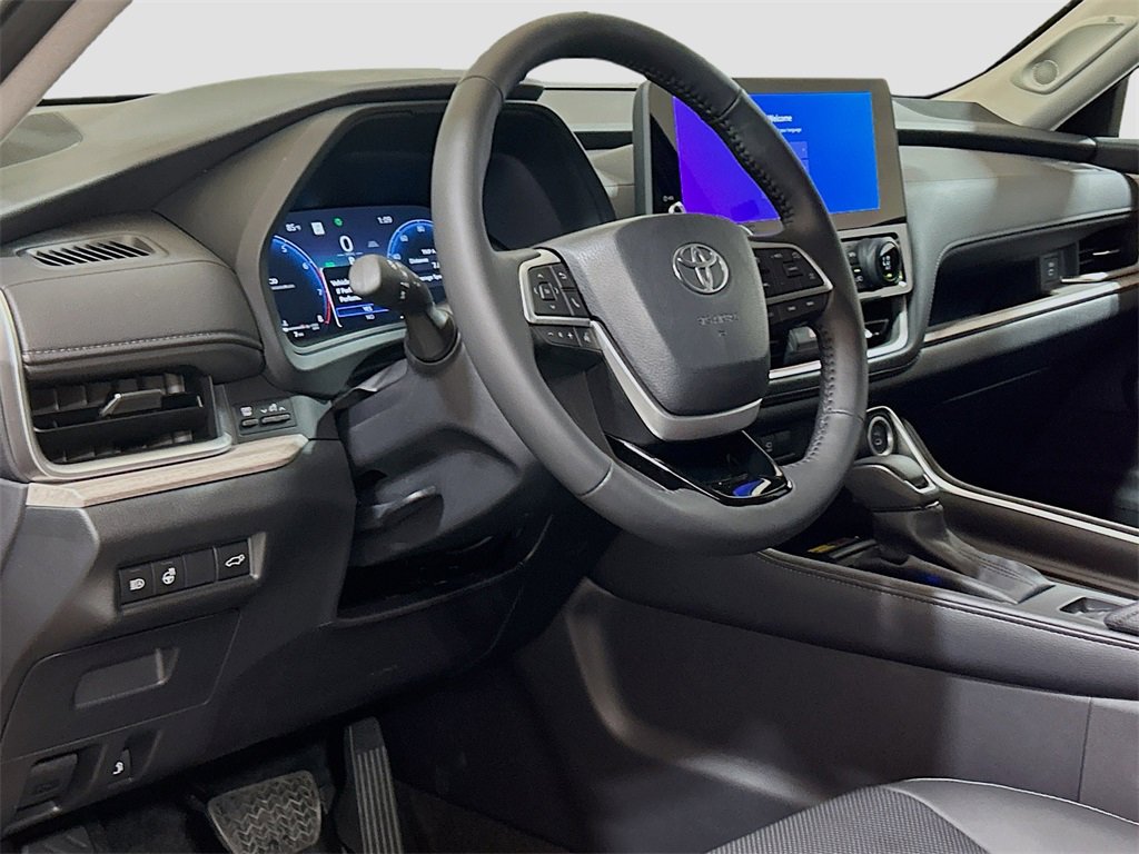 New 2026 Toyota Grand Highlander Limited image 7