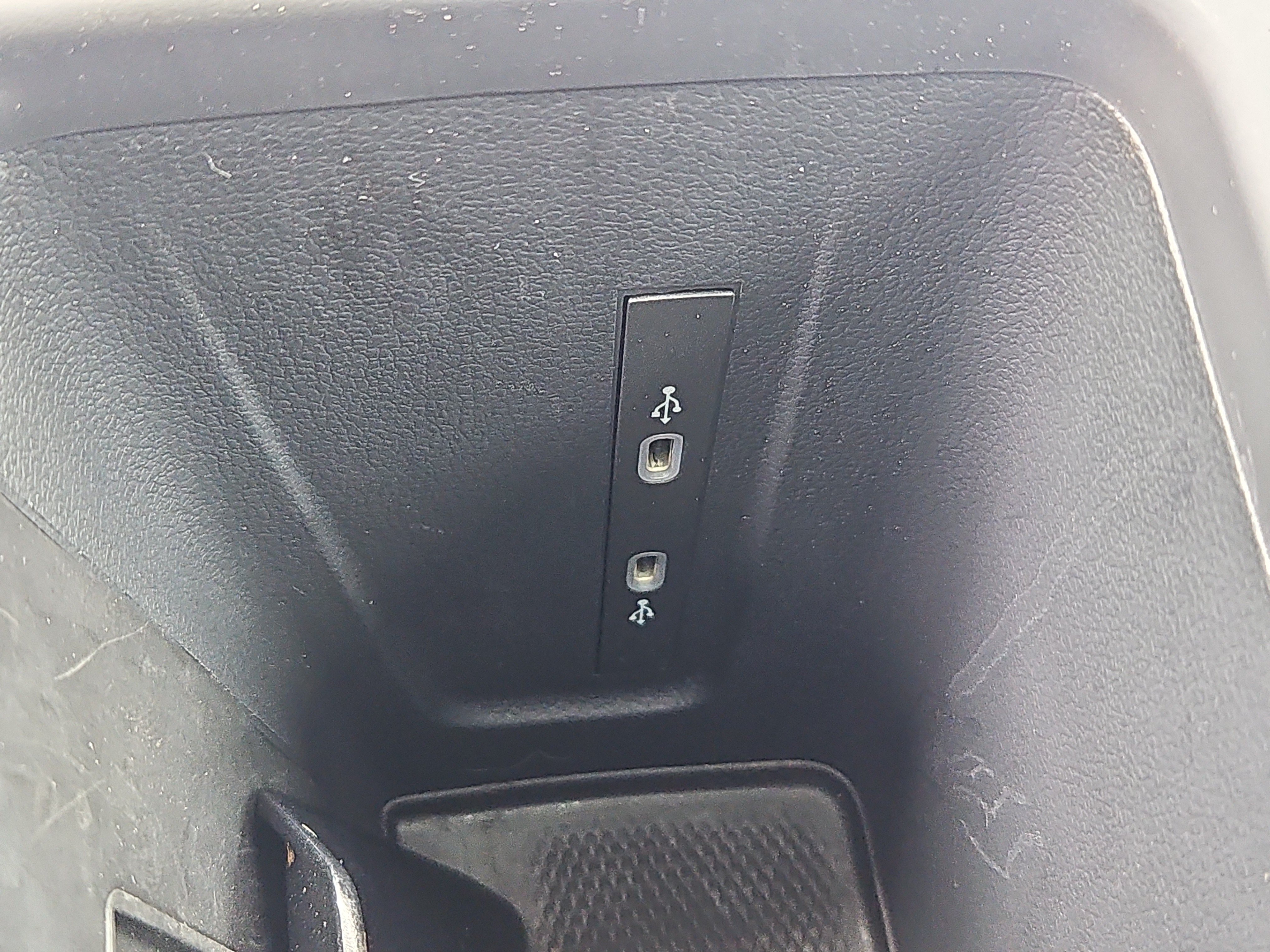 Used 2026 Volkswagen Tiguan SE AWD/4WD image 11