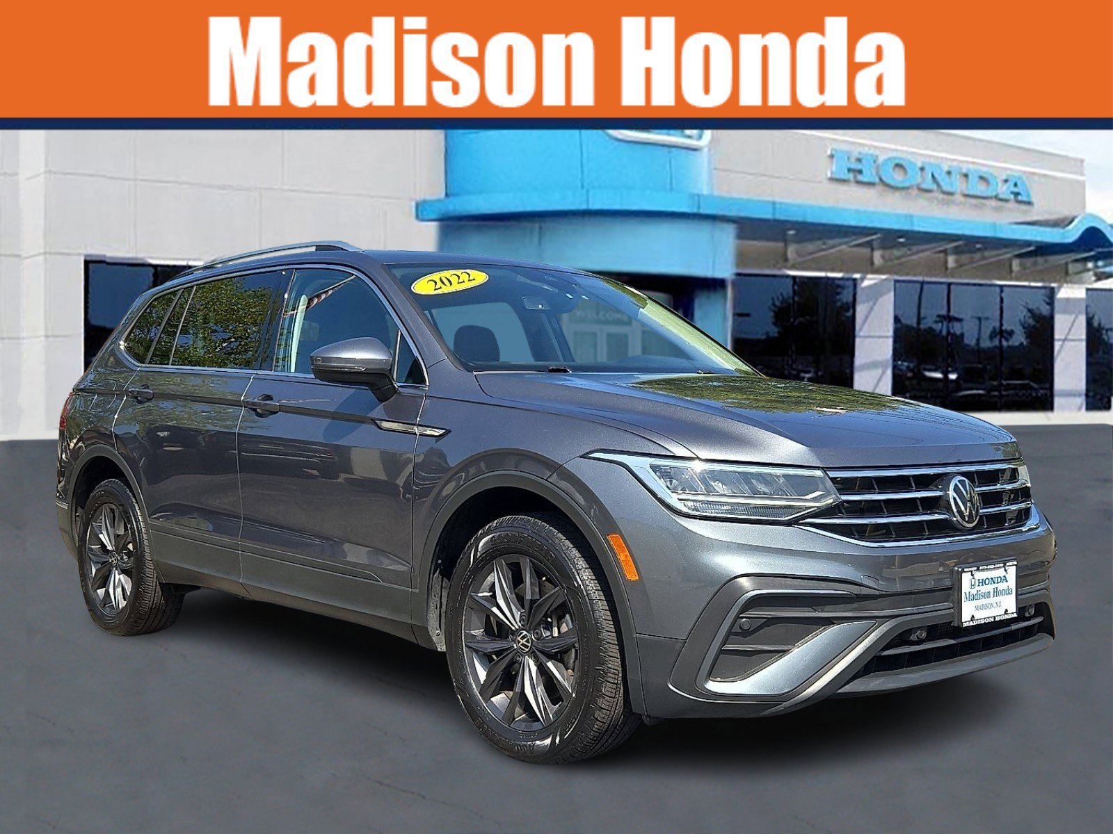 Used 2022 Volkswagen Tiguan SE
