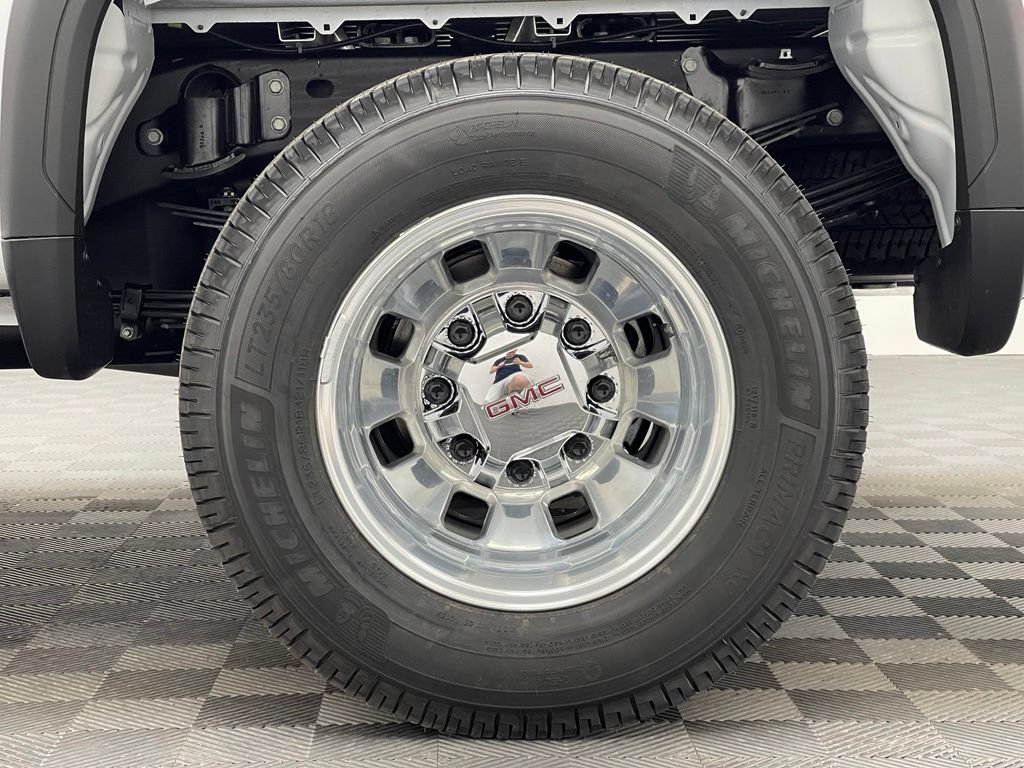 New 2026 GMC Sierra 3500 Pro AWD/4WD image 14