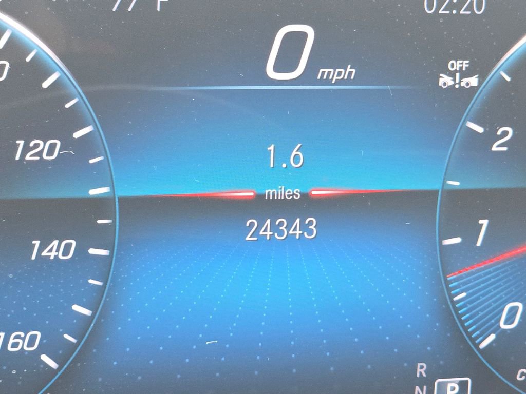 Certified 2023 Mercedes-Benz GLB 250 4MATIC w/ Premium Package image 31