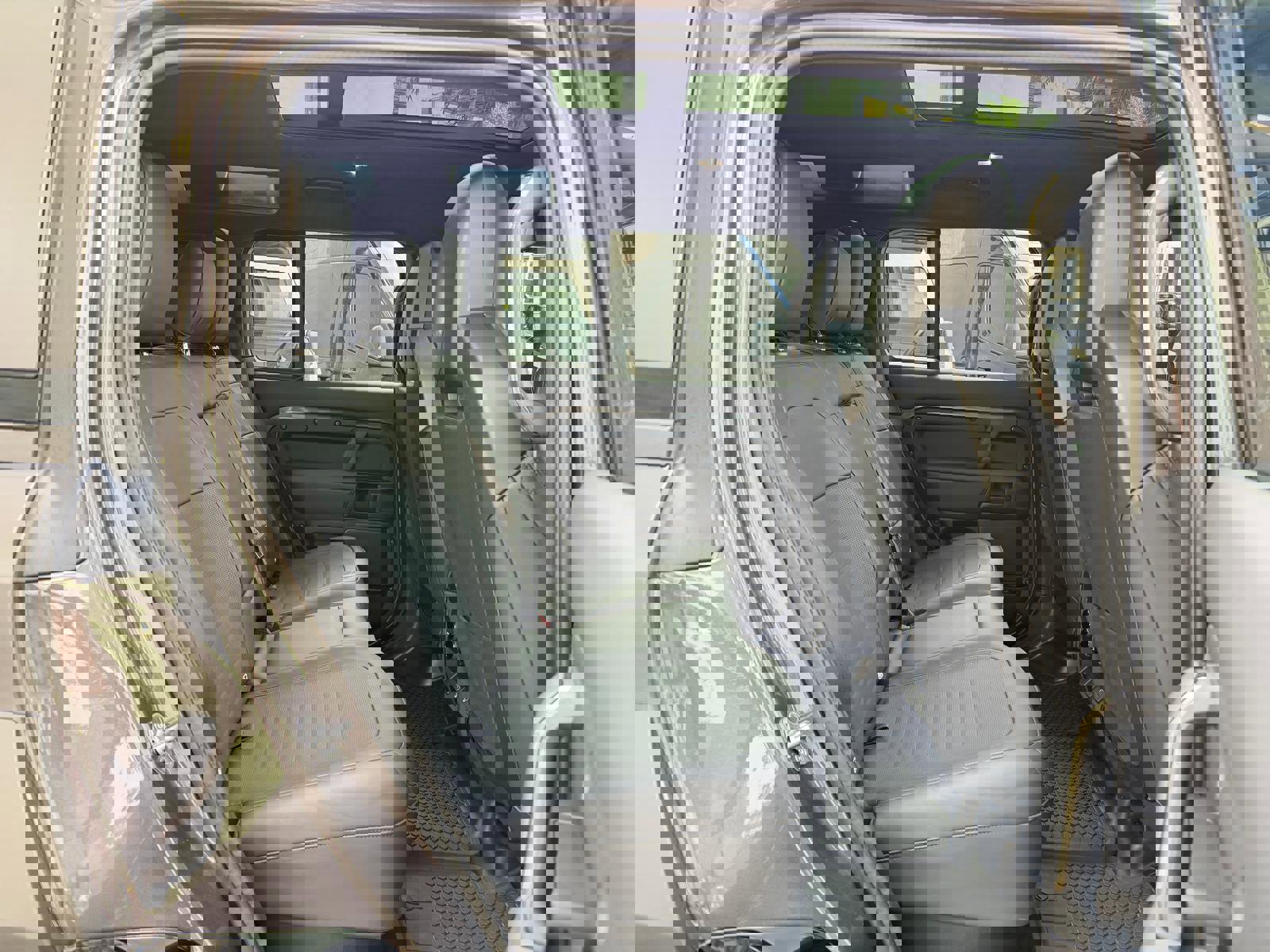 Used 2025 Land Rover Defender 110 AWD/4WD image 16