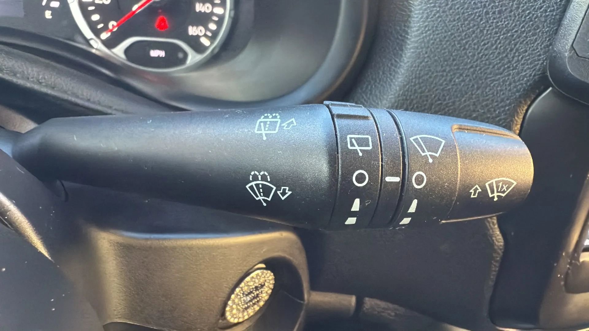 Used 2021 Jeep Renegade Sport image 13