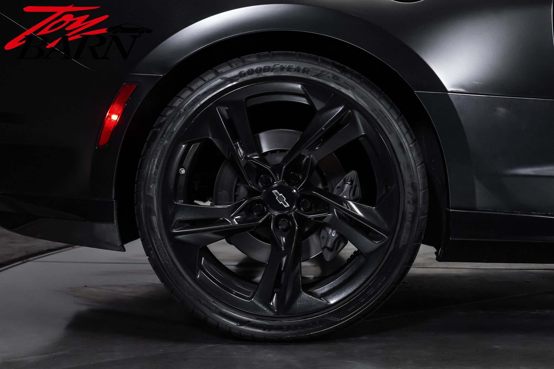 Used 2022 Chevrolet Camaro SS RWD image 11