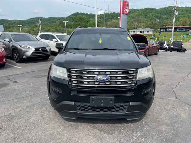Used 2017 Ford Explorer FWD image 3