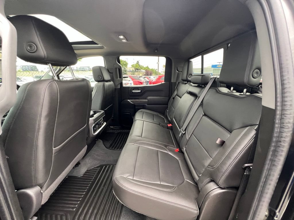 Used 2020 Chevrolet Silverado 1500 LTZ w/ LTZ Premium Package AWD/4WD image 28