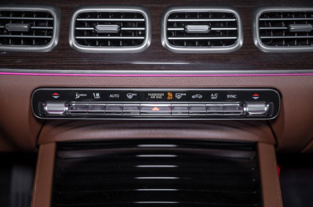 Certified 2026 Mercedes-Benz GLS 450 4MATIC image 18