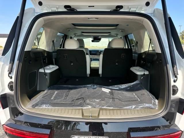 New 2025 Hyundai Santa Fe Calligraphy image 20