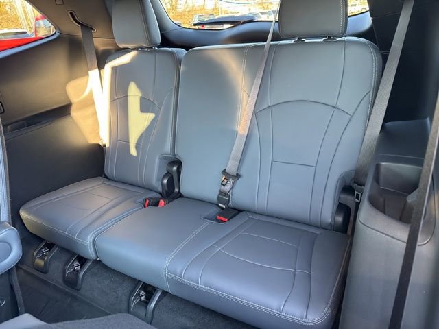 Used 2023 Buick Enclave Essence w/ Trailering Package, 5000 lbs. image 23