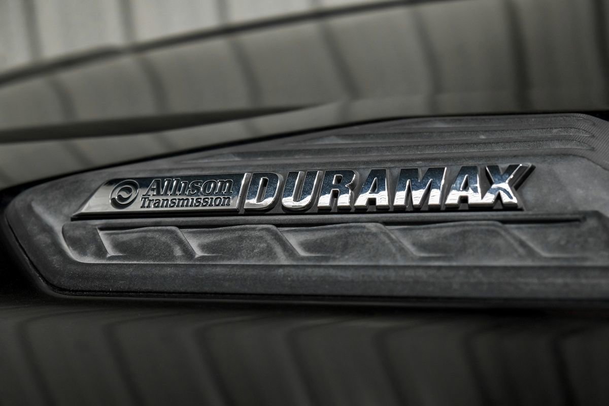 Used 2024 Chevrolet Silverado 2500 High Country w/ High Country Premium Package image 52