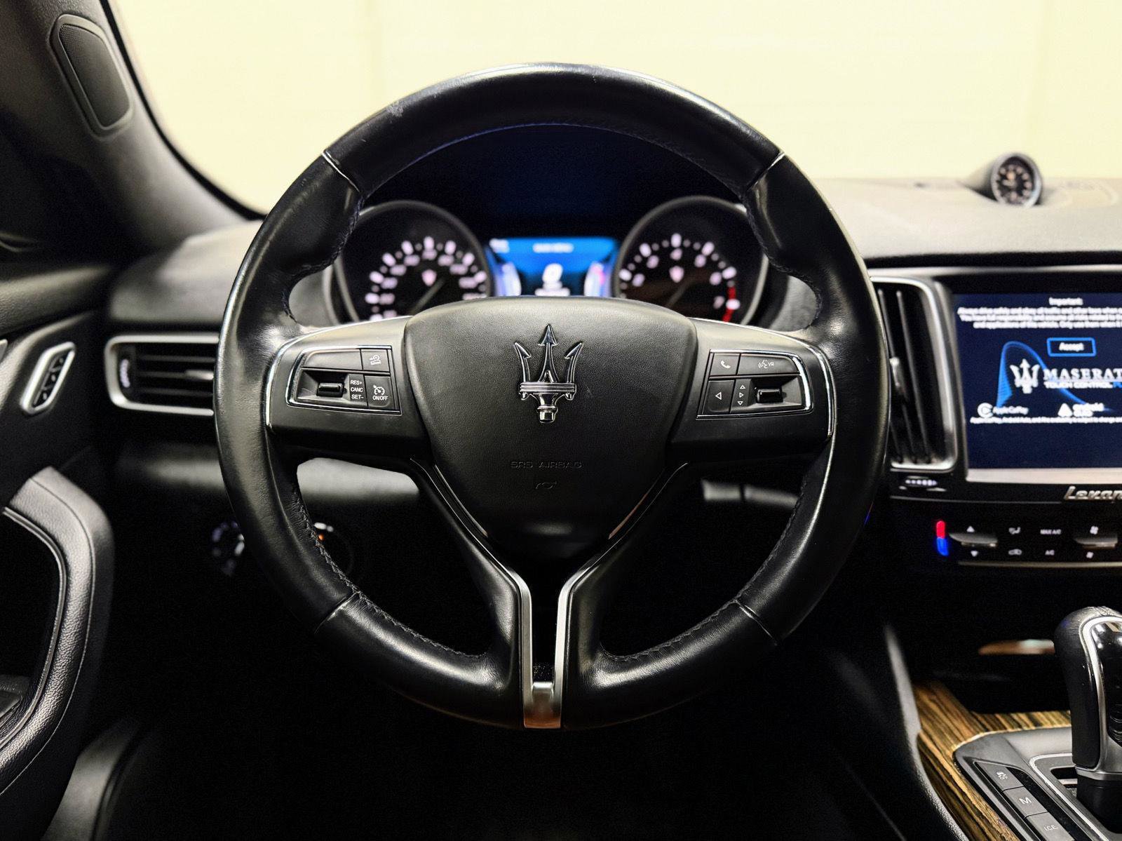 Used 2017 Maserati Levante image 18