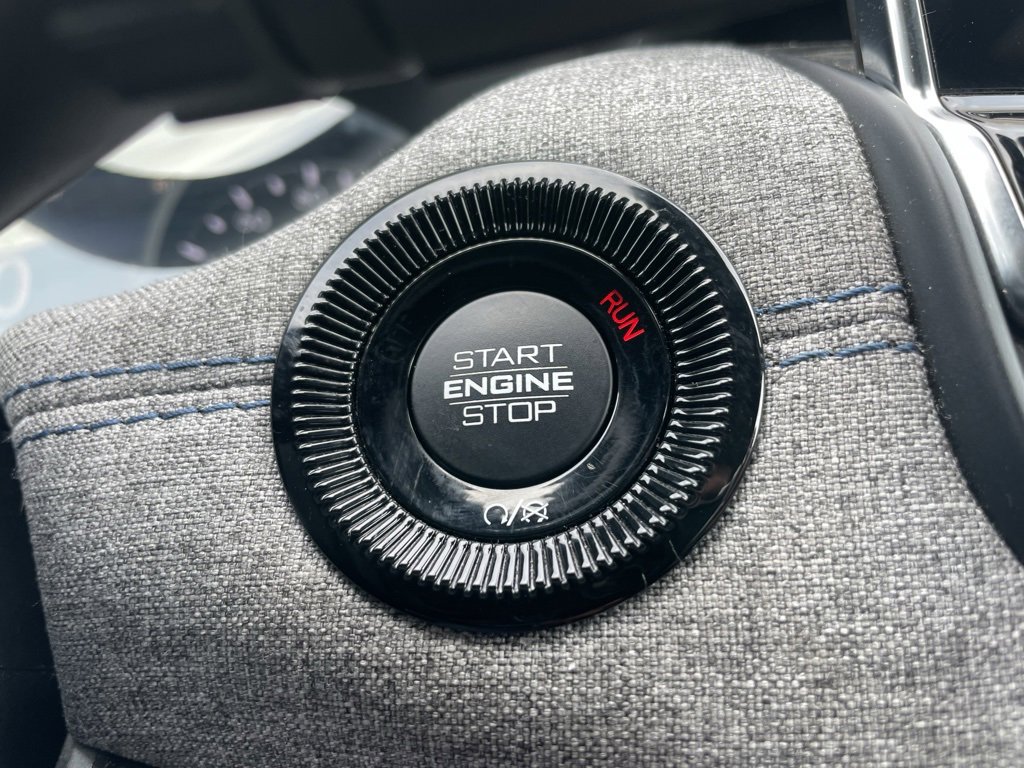 Used 2024 Jeep Compass Latitude image 43