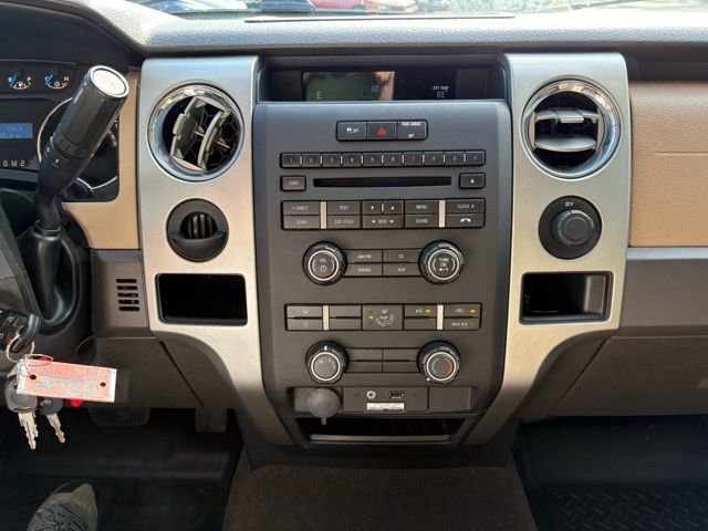 Used 2014 Ford F150 XLT w/ Trailer Tow Package image 21