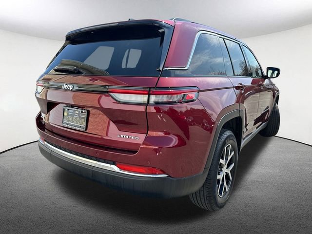 Used 2024 Jeep Grand Cherokee Limited image 16