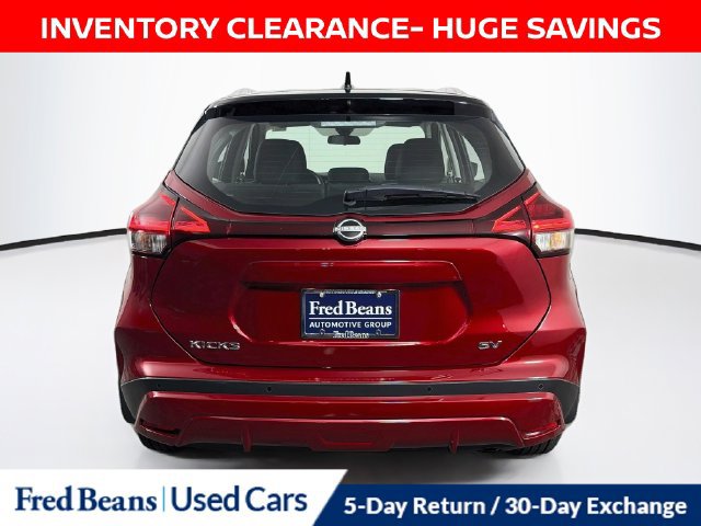 Certified 2024 Nissan Kicks SV FWD image 8