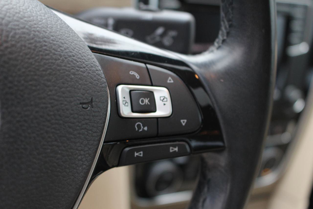 Used 2017 Volkswagen Passat 1.8T SE image 22