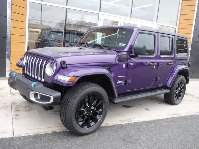 Used 2023 Jeep Wrangler Unlimited Sahara w/ Cold Weather Group