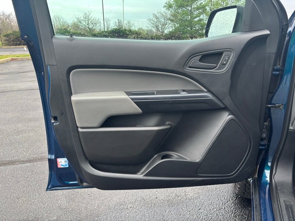 Used 2020 GMC Canyon 4x4 Extended Cab w/ Convenience Package image 12