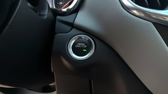 Used 2022 Chevrolet Equinox LS w/ LS Convenience Package FWD image 27
