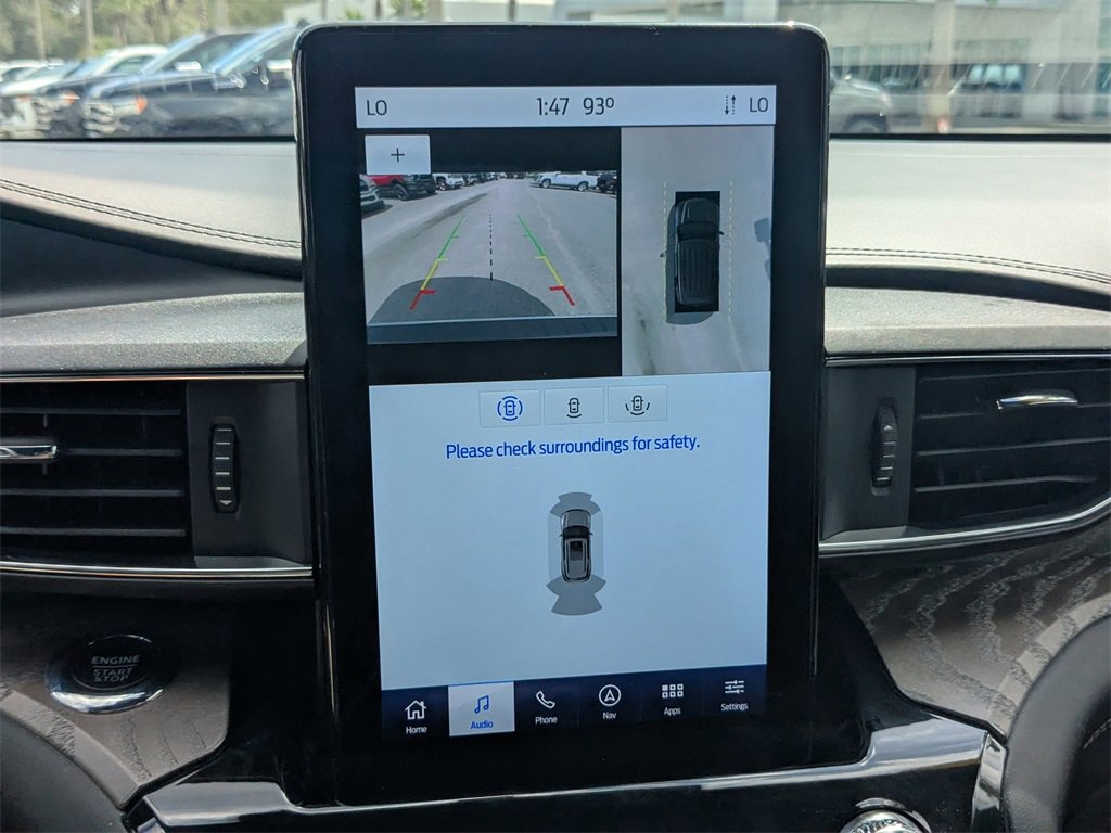 Used 2022 Ford Explorer Platinum w/ Equipment Group 601A image 17