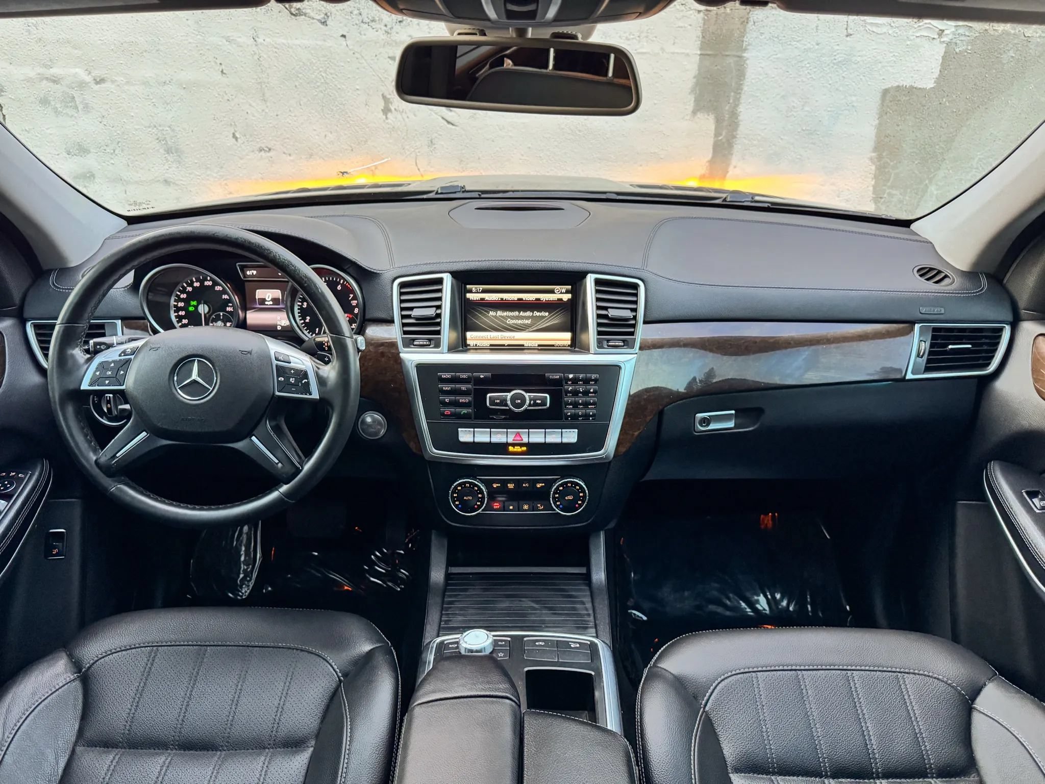 Used 2014 Mercedes-Benz GL 450 4MATIC image 28