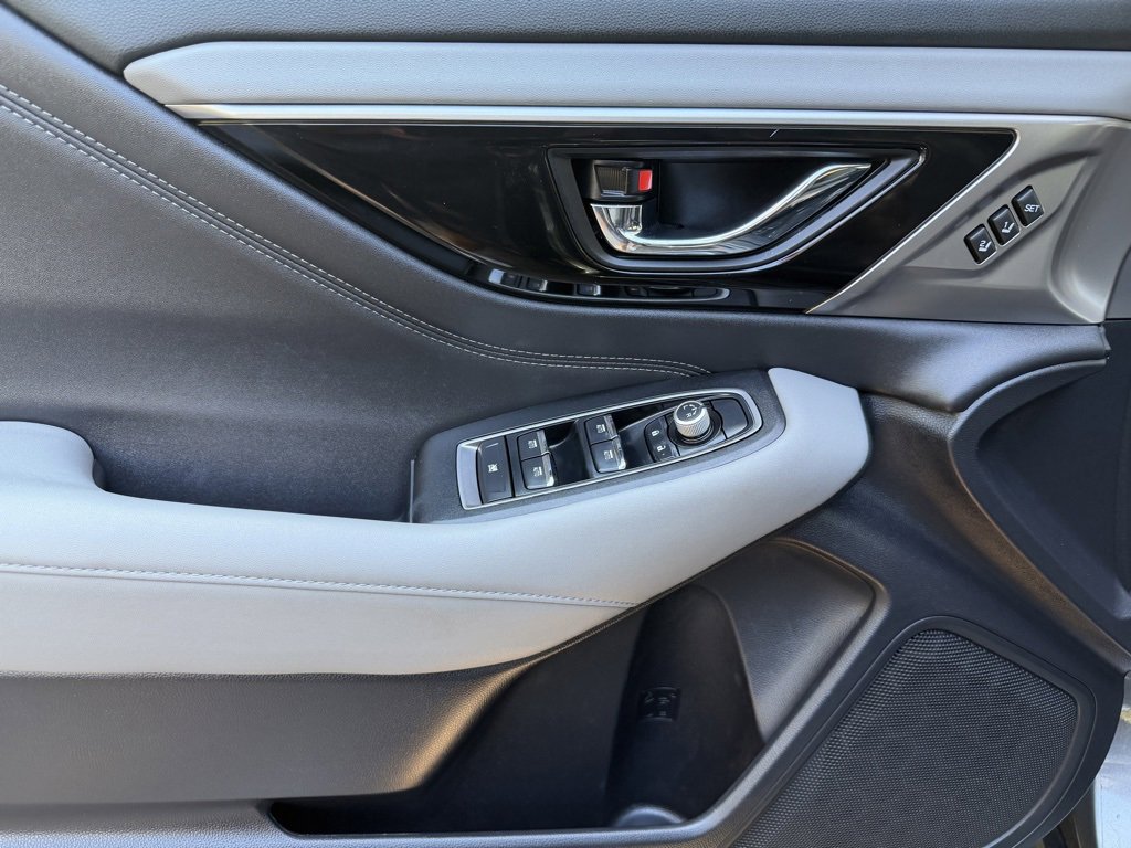 Used 2021 Subaru Outback Limited w/ Popular Package #2 image 16