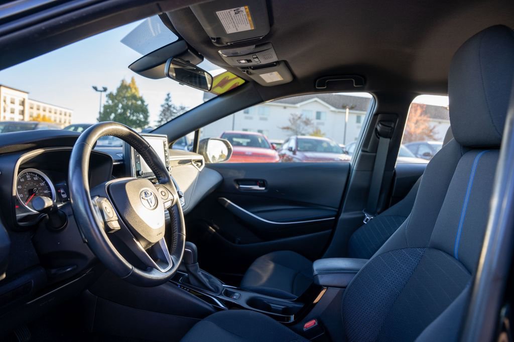 Used 2022 Toyota Corolla SE image 19