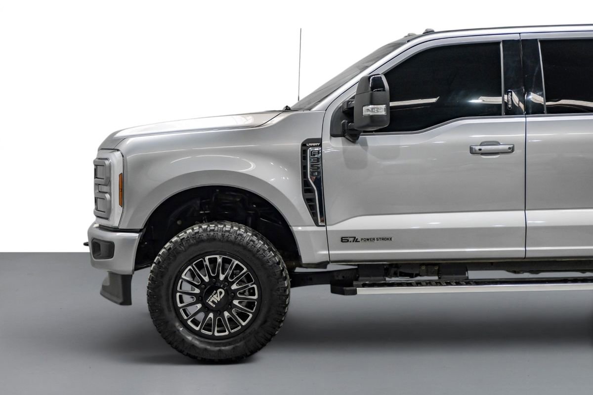 Used 2024 Ford F350 Lariat AWD/4WD image 10