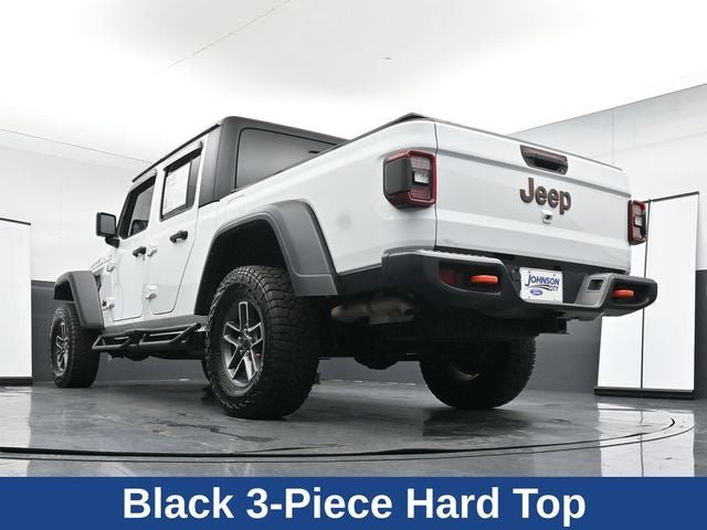 Used 2024 Jeep Gladiator Mojave w/ Technology Group AWD/4WD image 32