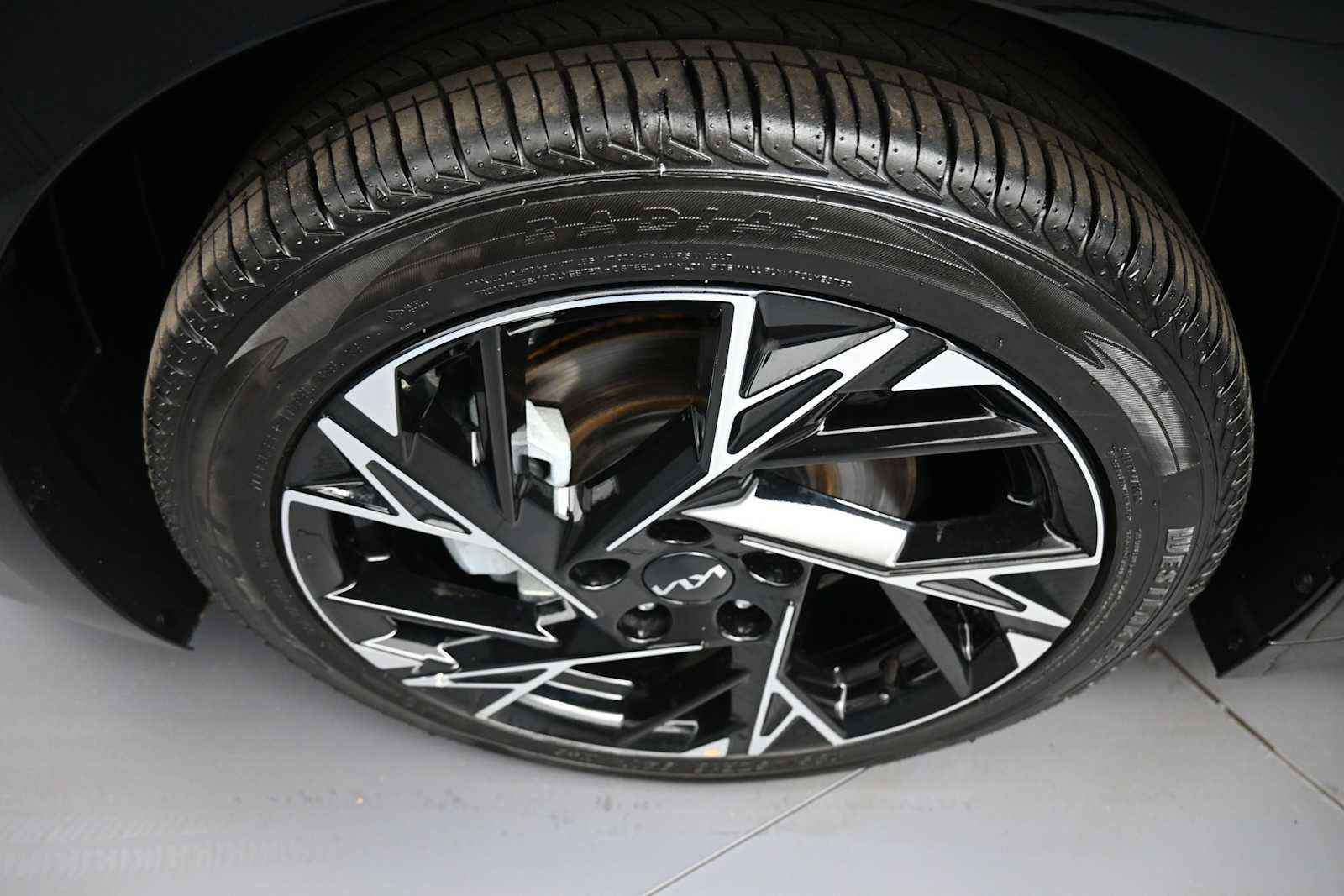 Certified 2025 Kia K5 GT-Line w/ GT-Line Premium Package AWD/4WD image 14