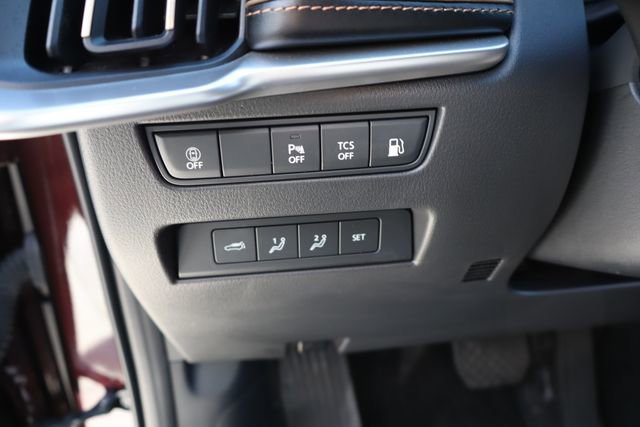 Used 2024 MAZDA CX-90 Plug-In Hybrid w/ Premium Plus AWD/4WD image 12