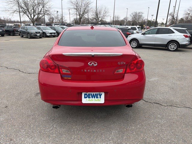 Used 2011 INFINITI G37 x w/ Premium Pkg image 4
