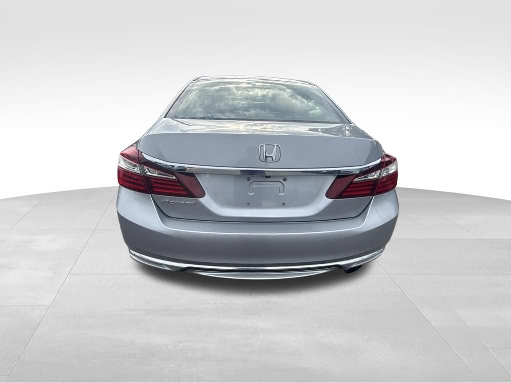 Used 2017 Honda Accord LX image 5