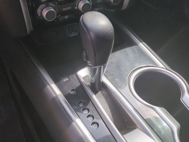 Certified 2020 Nissan Pathfinder SV FWD image 27