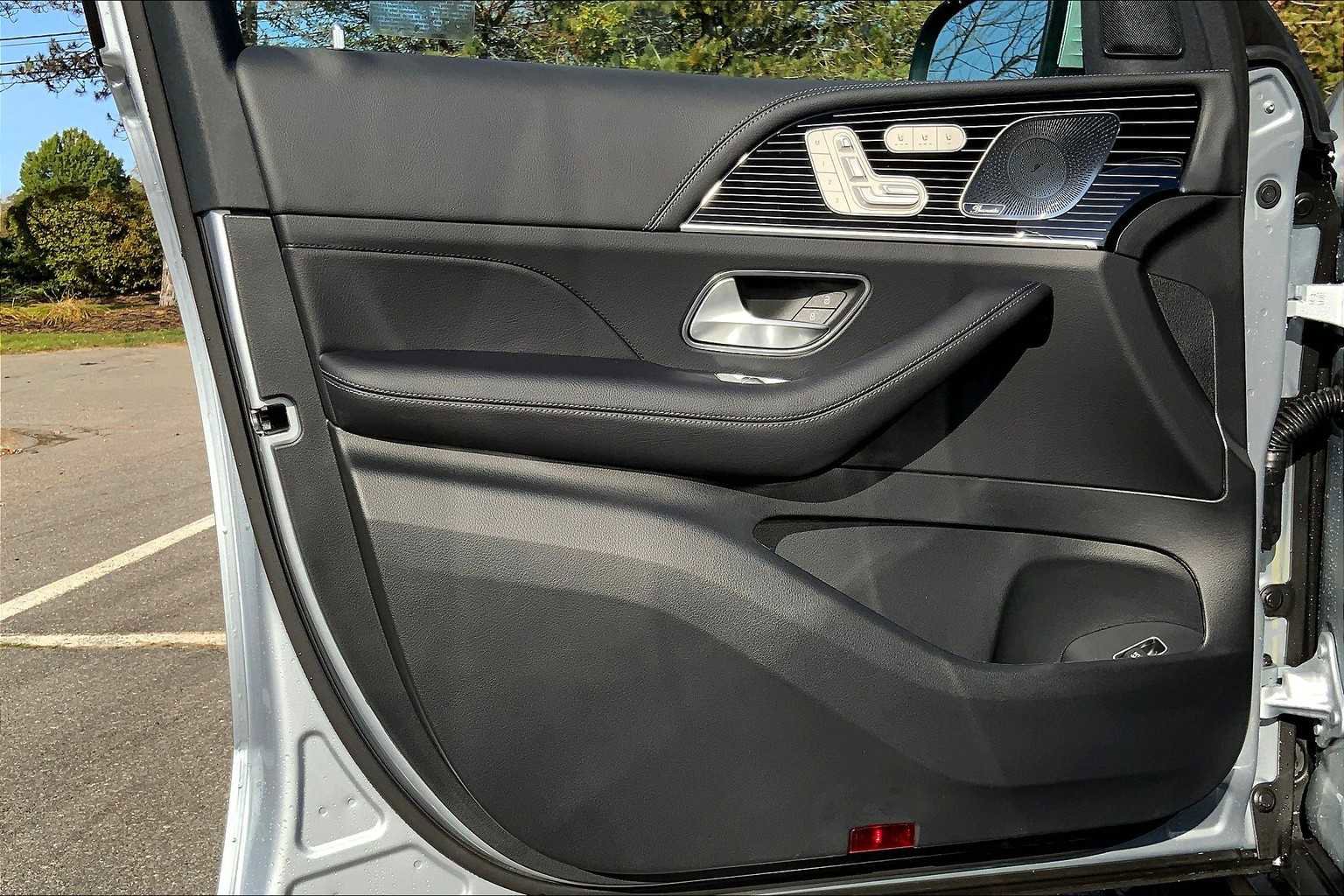 New 2026 Mercedes-Benz GLE 450 4MATIC image 14