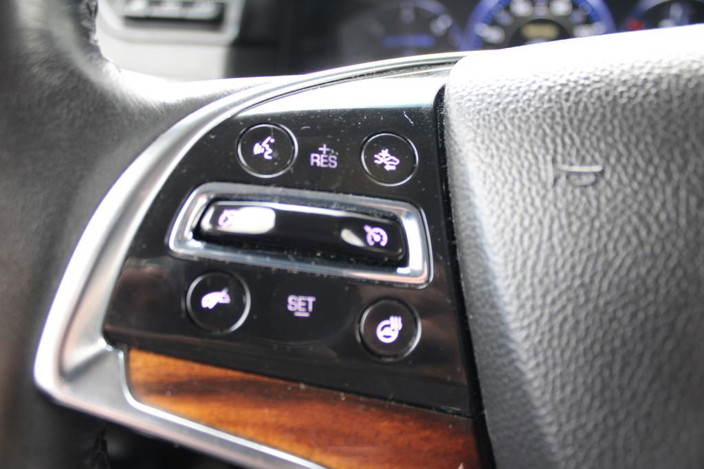 Used 2015 Cadillac Escalade Luxury AWD/4WD image 21