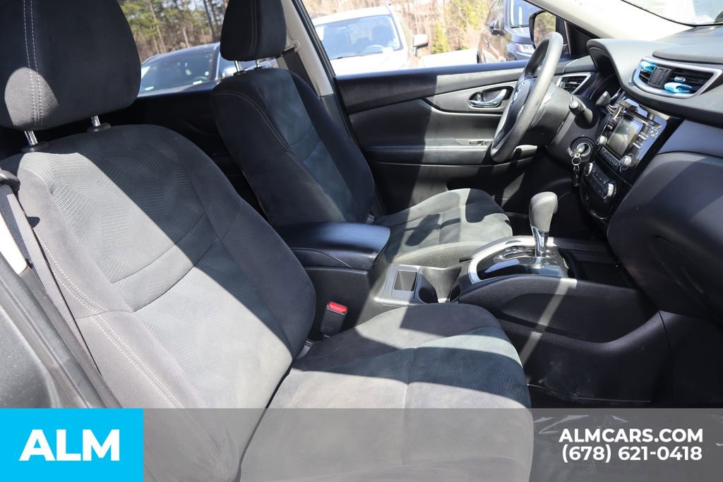 Used 2016 Nissan Rogue S w/ Appearance Package image 25