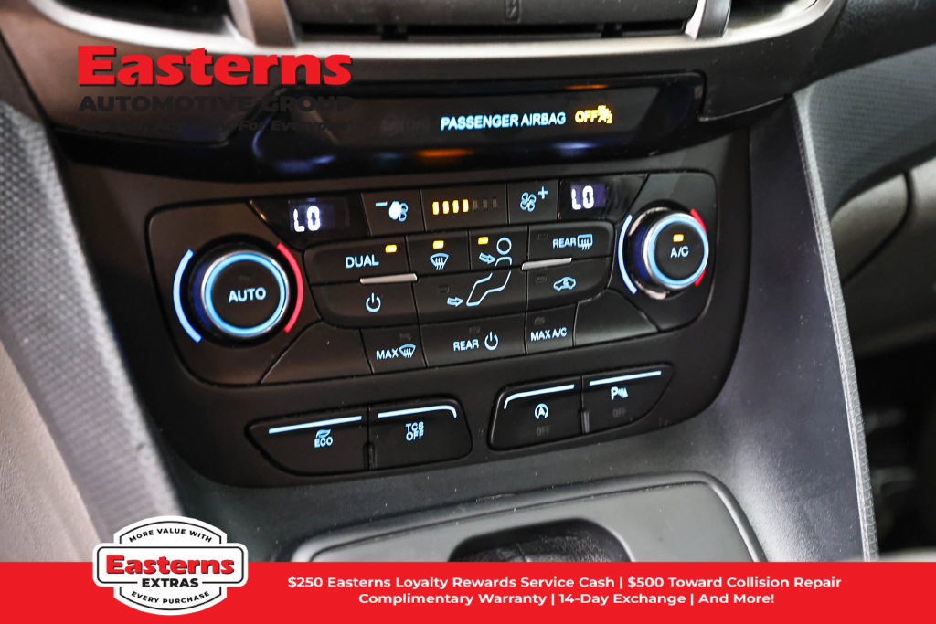 Used 2021 Ford Transit Connect XLT FWD image 20