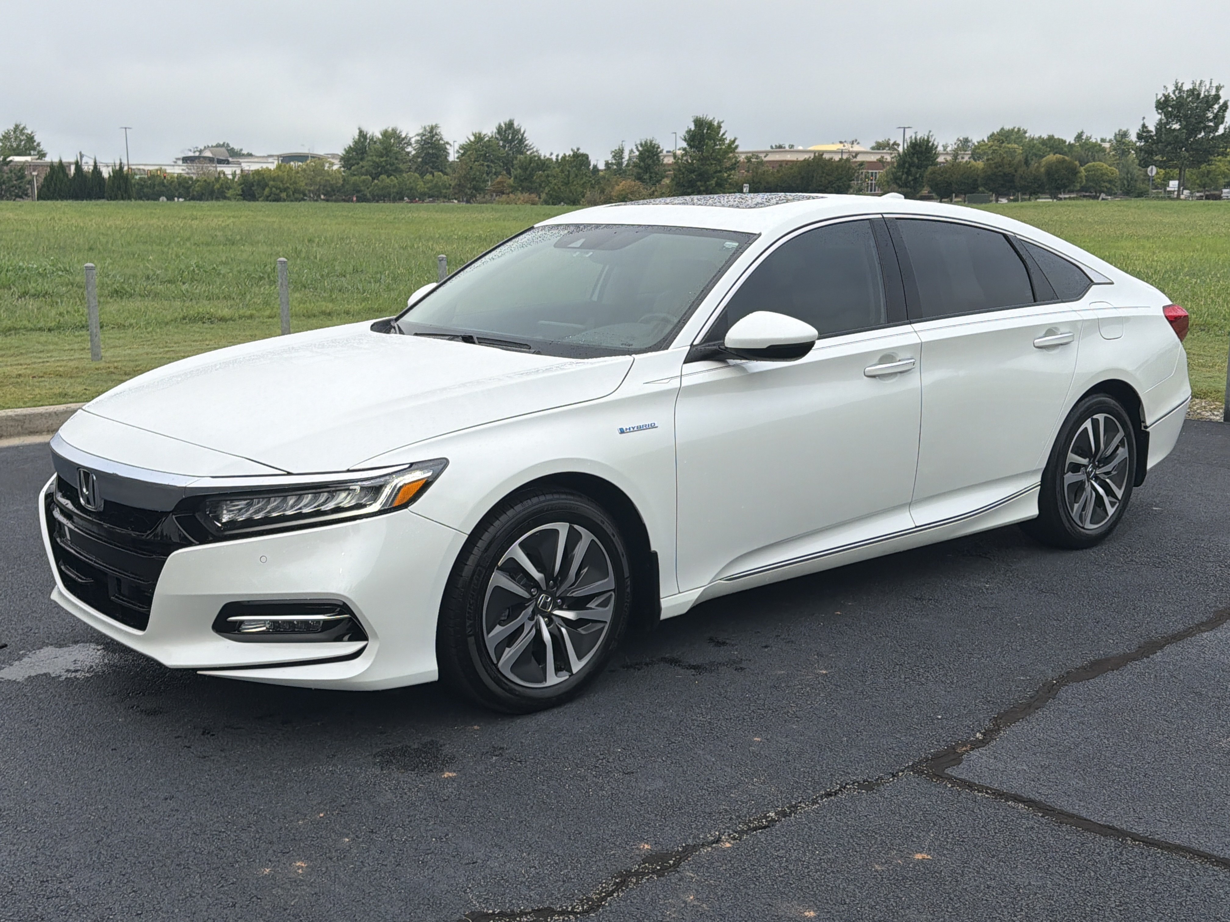 Used 2018 Honda Accord Touring image 5