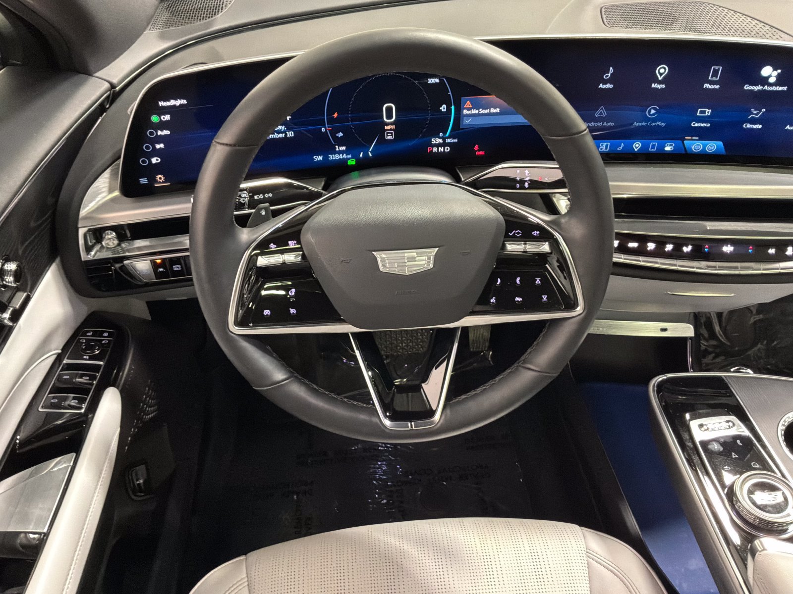 Used 2024 Cadillac Lyriq Sport AWD/4WD image 7