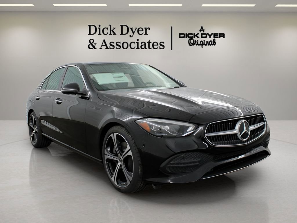 Used 2025 Mercedes-Benz C 300 Sedan image 14