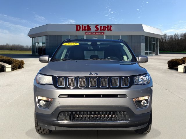 Used 2018 Jeep Compass Limited w/ Safe & Security Group AWD/4WD image 2