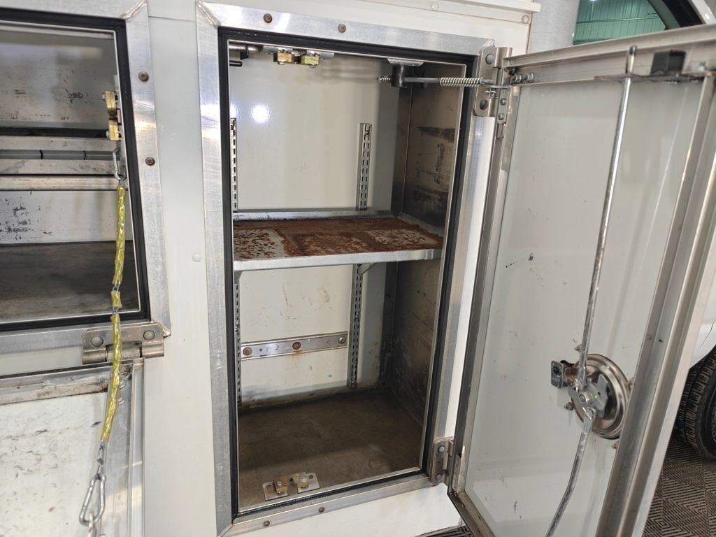 Used 2016 Ford E-350 and Econoline 350 Super Duty w/ Power Windows & Locks Group RWD image 27