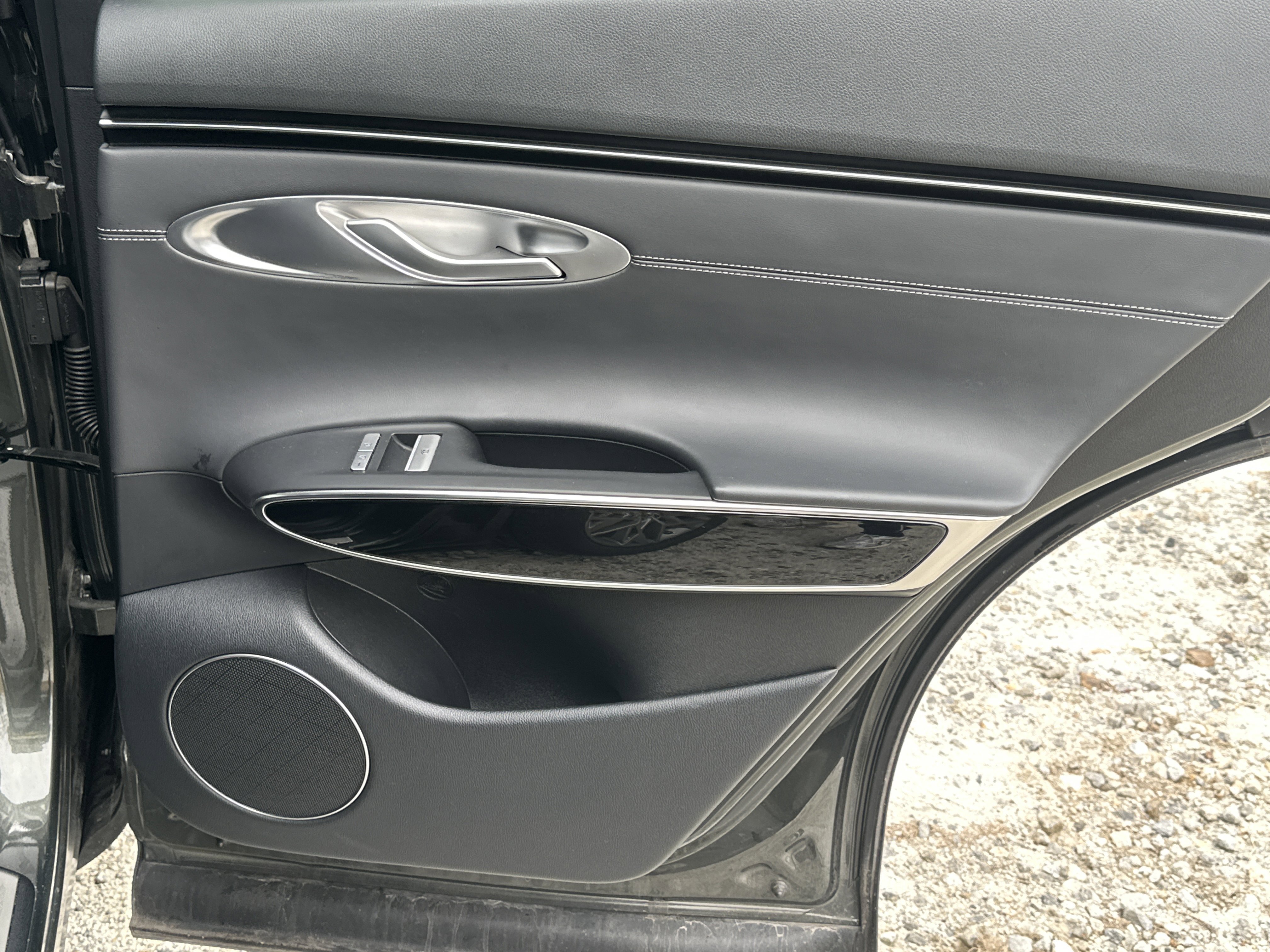 Used 2025 Genesis GV70 2.5T image 16