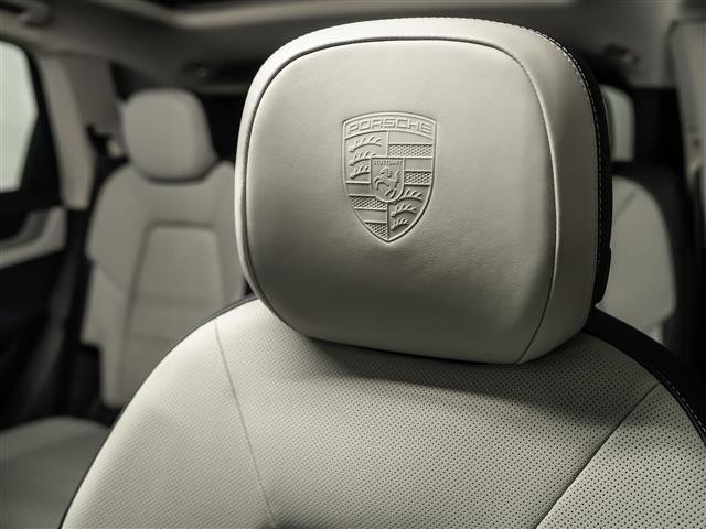 New 2026 Porsche Cayenne S image 22