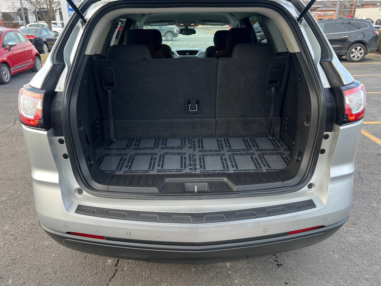 Used 2015 Chevrolet Traverse LT image 13