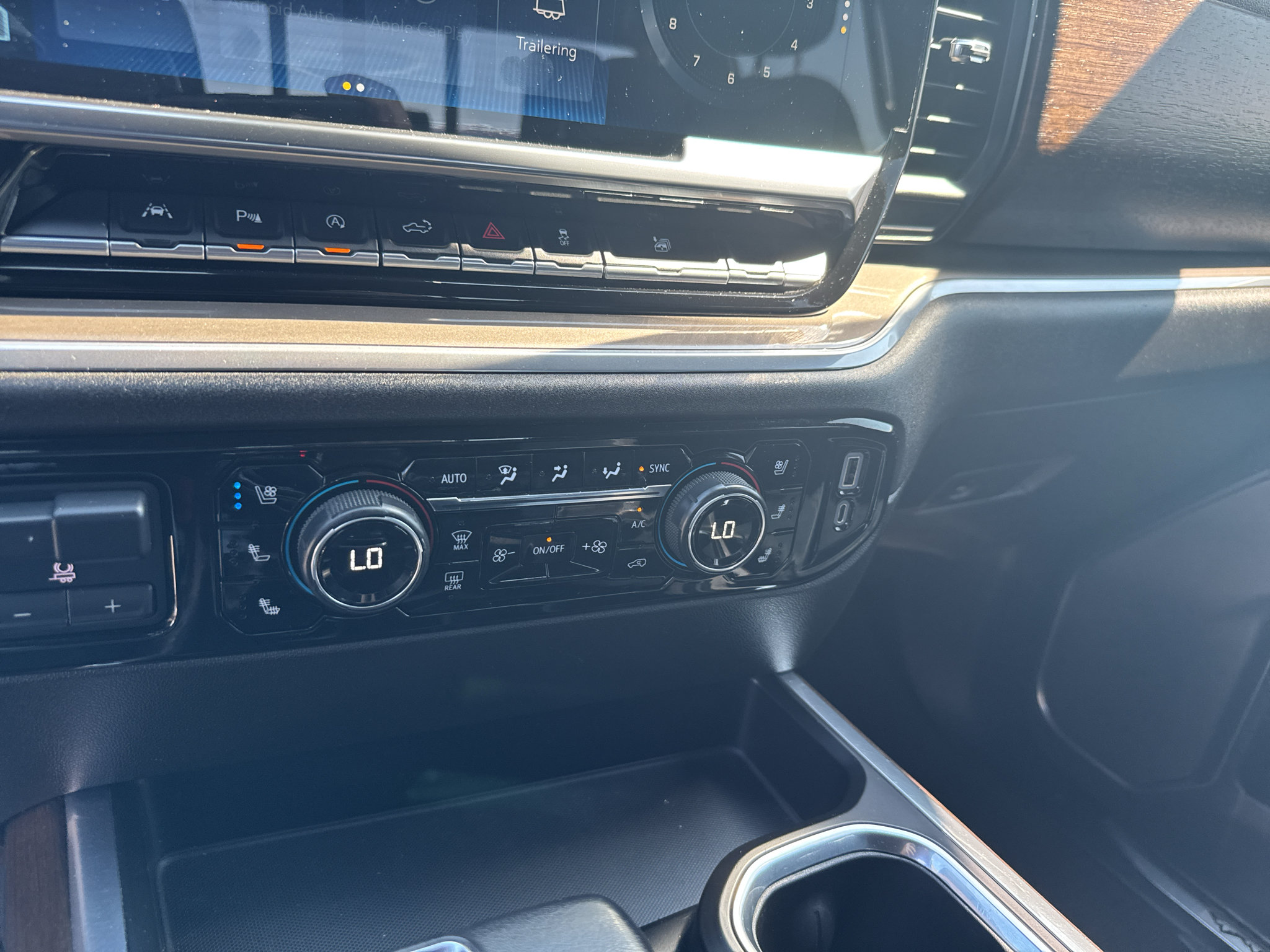 Used 2022 Chevrolet Silverado 1500 High Country AWD/4WD image 25