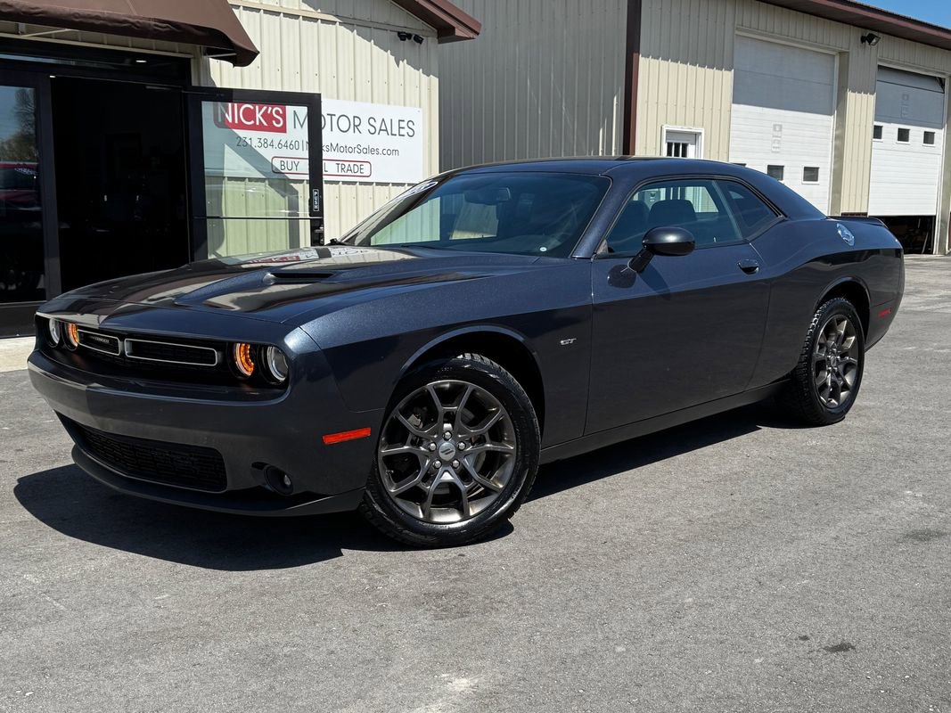 Used 2018 Dodge Challenger GT AWD/4WD image 1